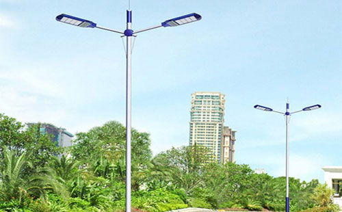 温宿太阳能路灯地脚螺栓规格：防止倾倒的关键