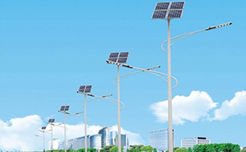 温宿北方冬季太阳能路灯的保养要点