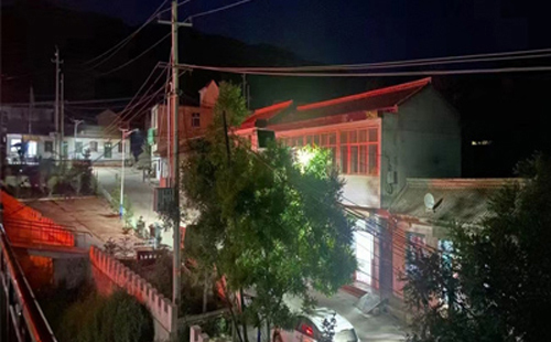 温宿太阳能路灯防雷接地做法详解