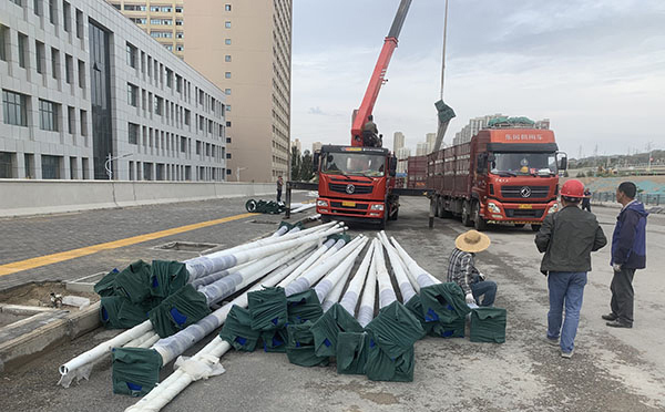 温宿太阳能路灯灯杆垂直度矫正方法与维护